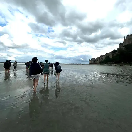Nyaraló Le Meleze, Dans La Baie Du Mont-saint-michel *
